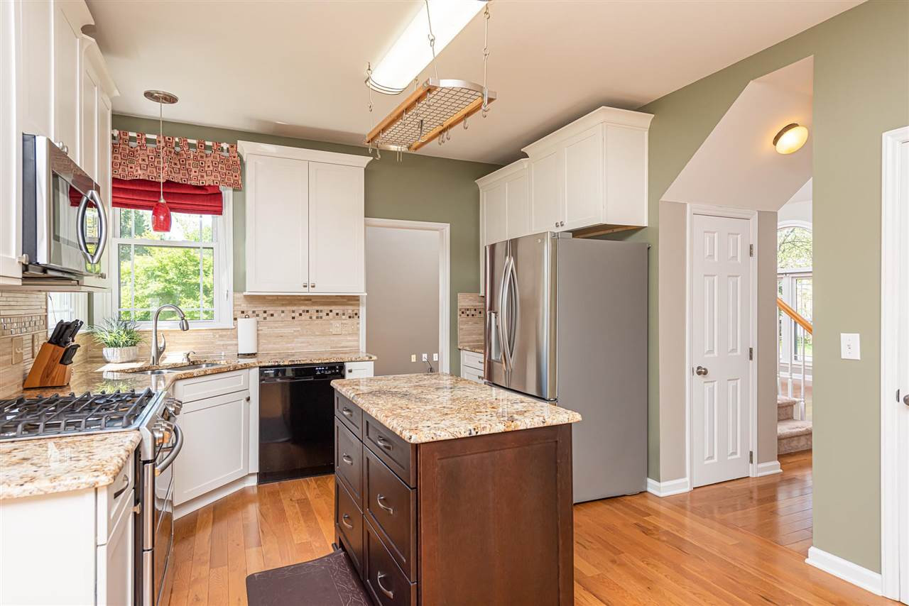 5329 Tilford Lane Raleigh, NC 27613 - Photo 6 of 17 Photo 6