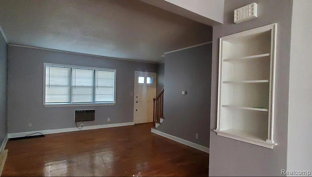 316 Sheffield Avenue Flint, MI 48503 - Photo 3 of 19