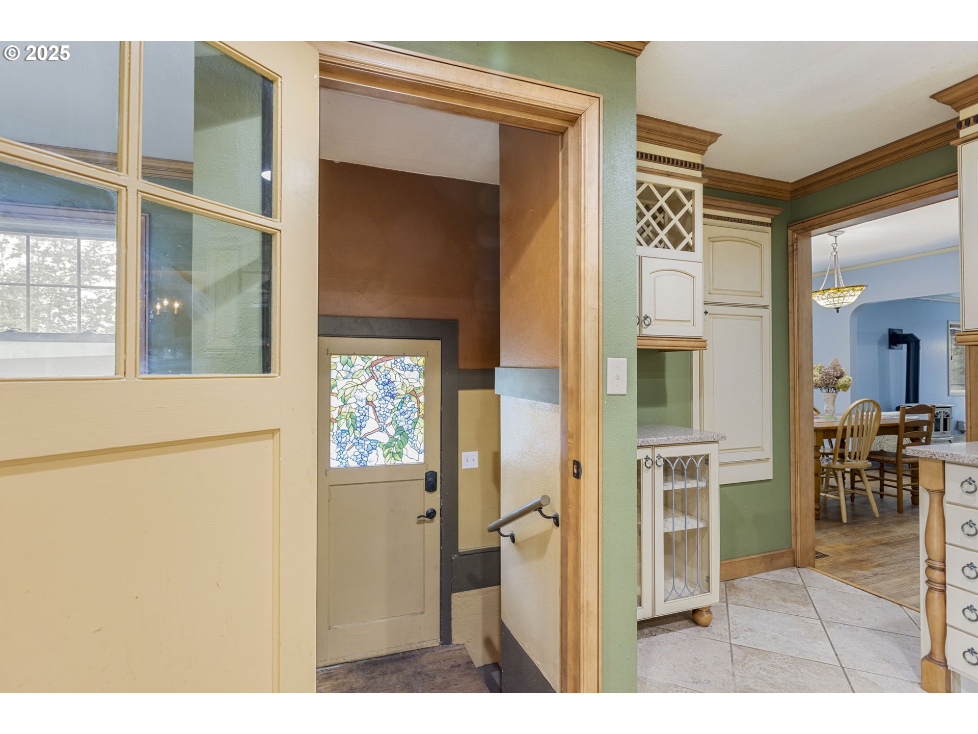 4732 Southeast Powell Valley Road Gresham, OR 97080 - Photo 23 of 40