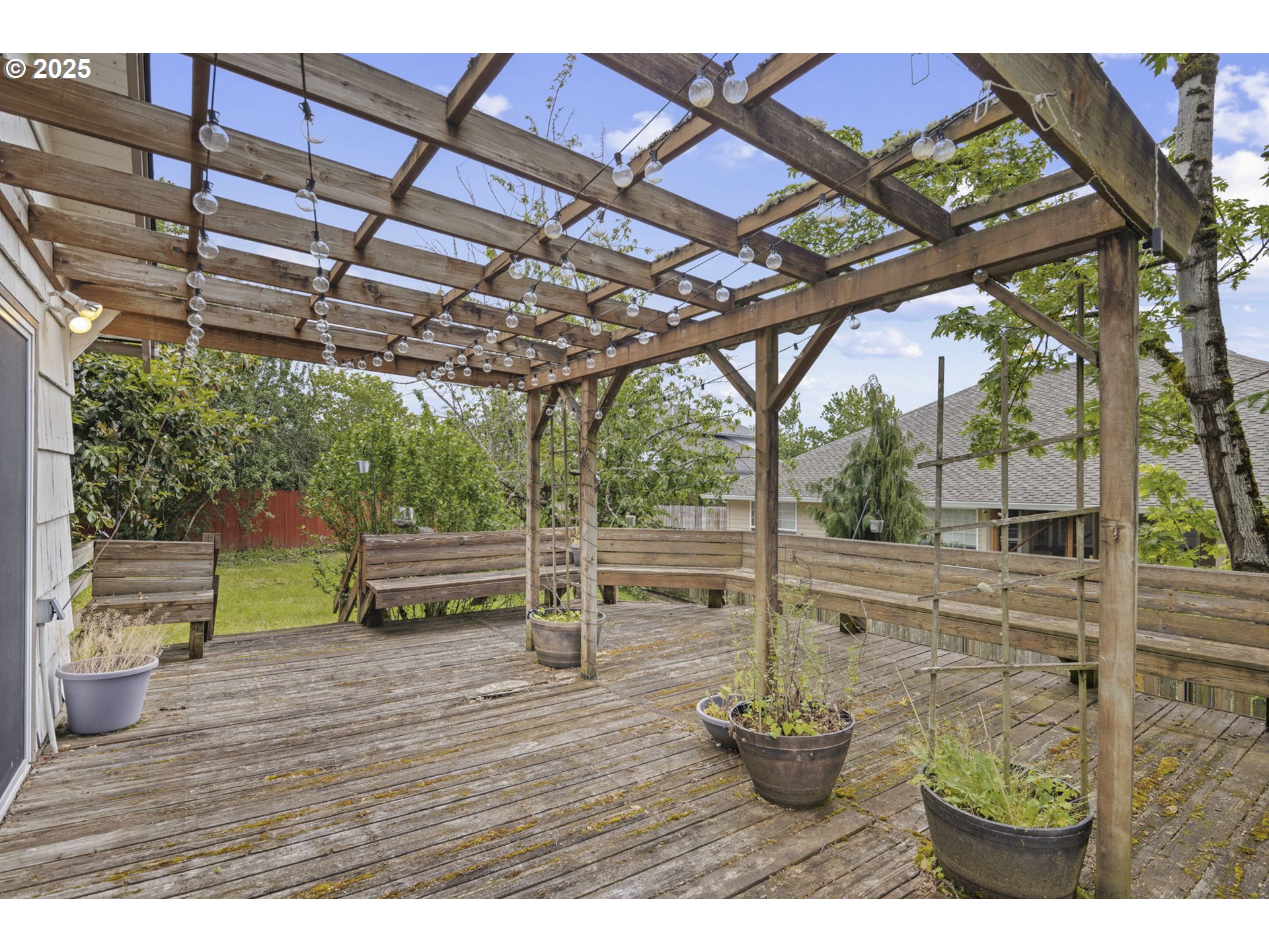 4732 Southeast Powell Valley Road Gresham, OR 97080 - Photo 29 of 40 Deck