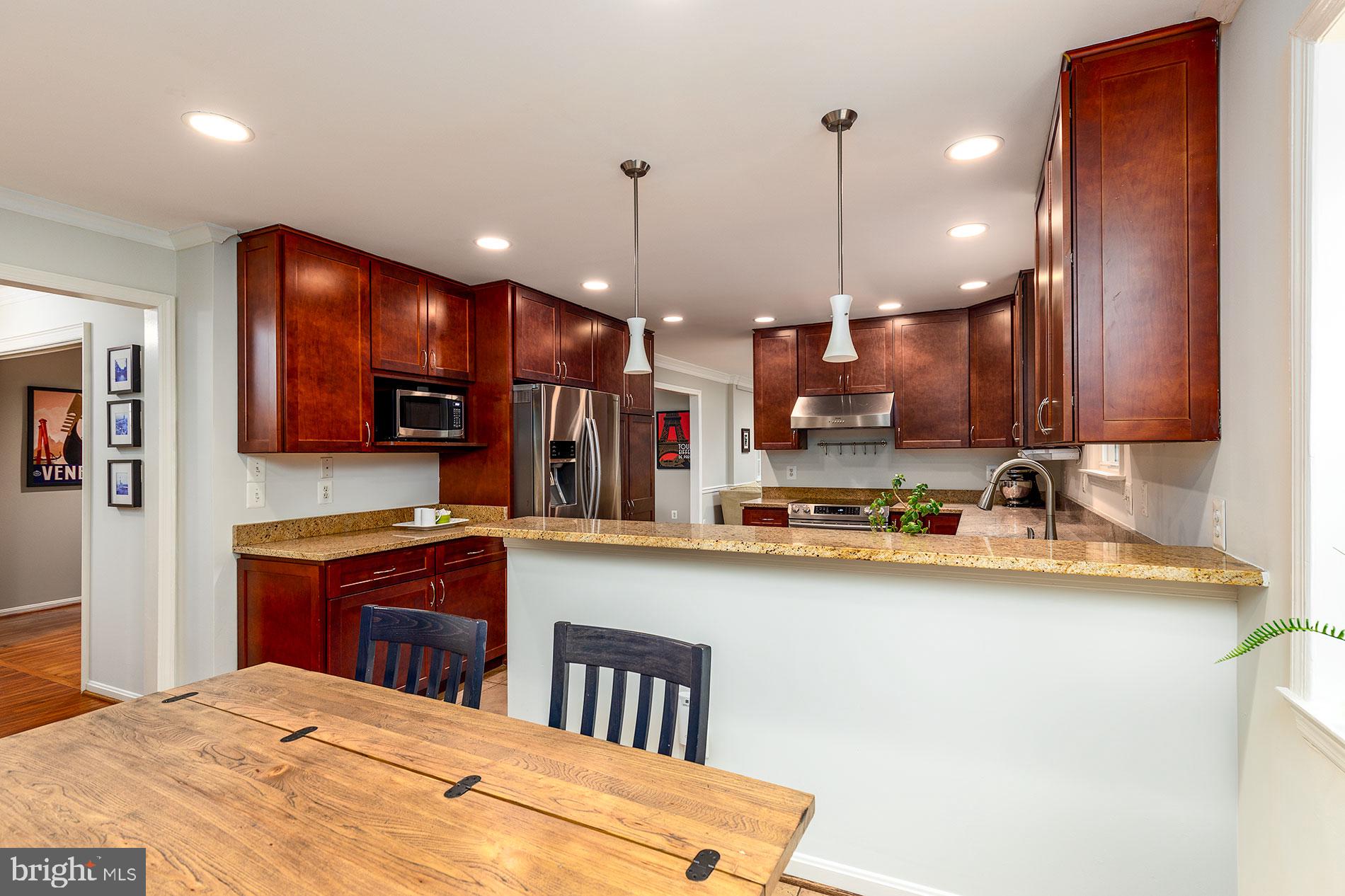 2834 Hill Road Vienna, VA 22181 - Photo 13 of 48 Gallery Image 13