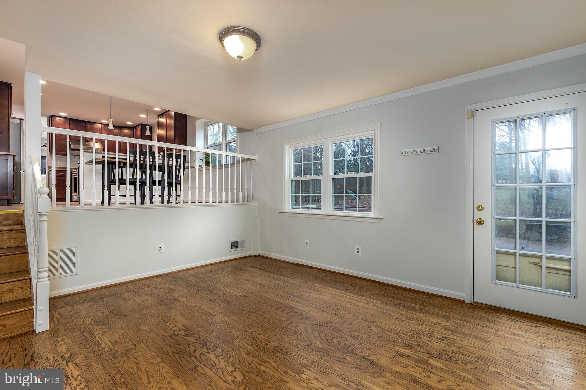 2834 Hill Road Vienna, VA 22181 - Photo 15 of 48 Gallery Image 15