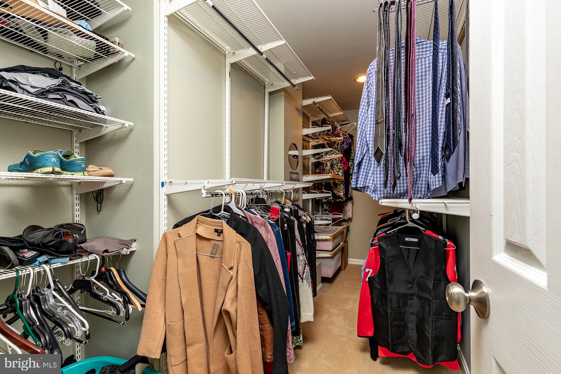 2834 Hill Road Vienna, VA 22181 - Photo 20 of 48 Gallery Image 20