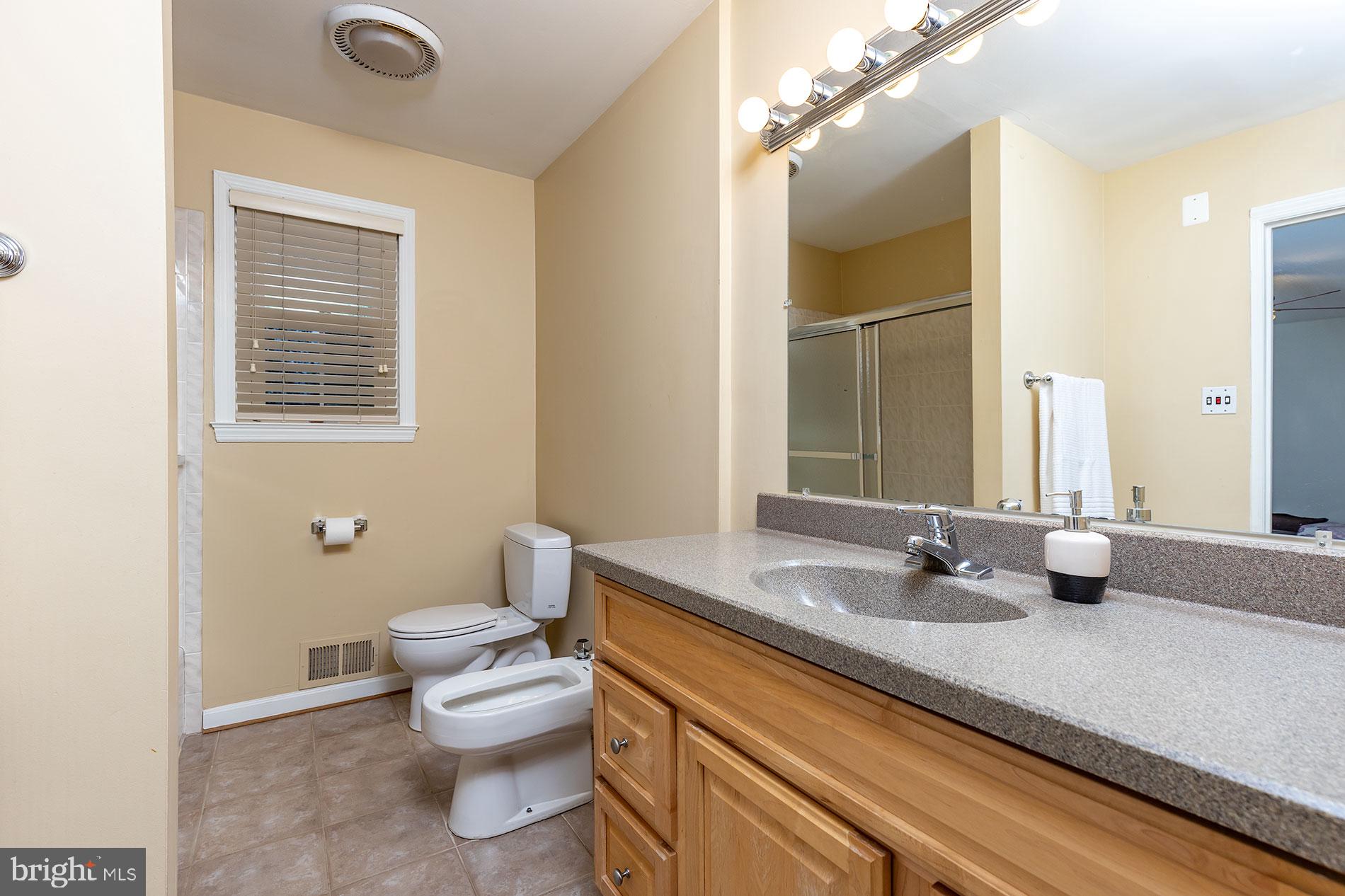 2834 Hill Road Vienna, VA 22181 - Photo 27 of 48 Gallery Image 27