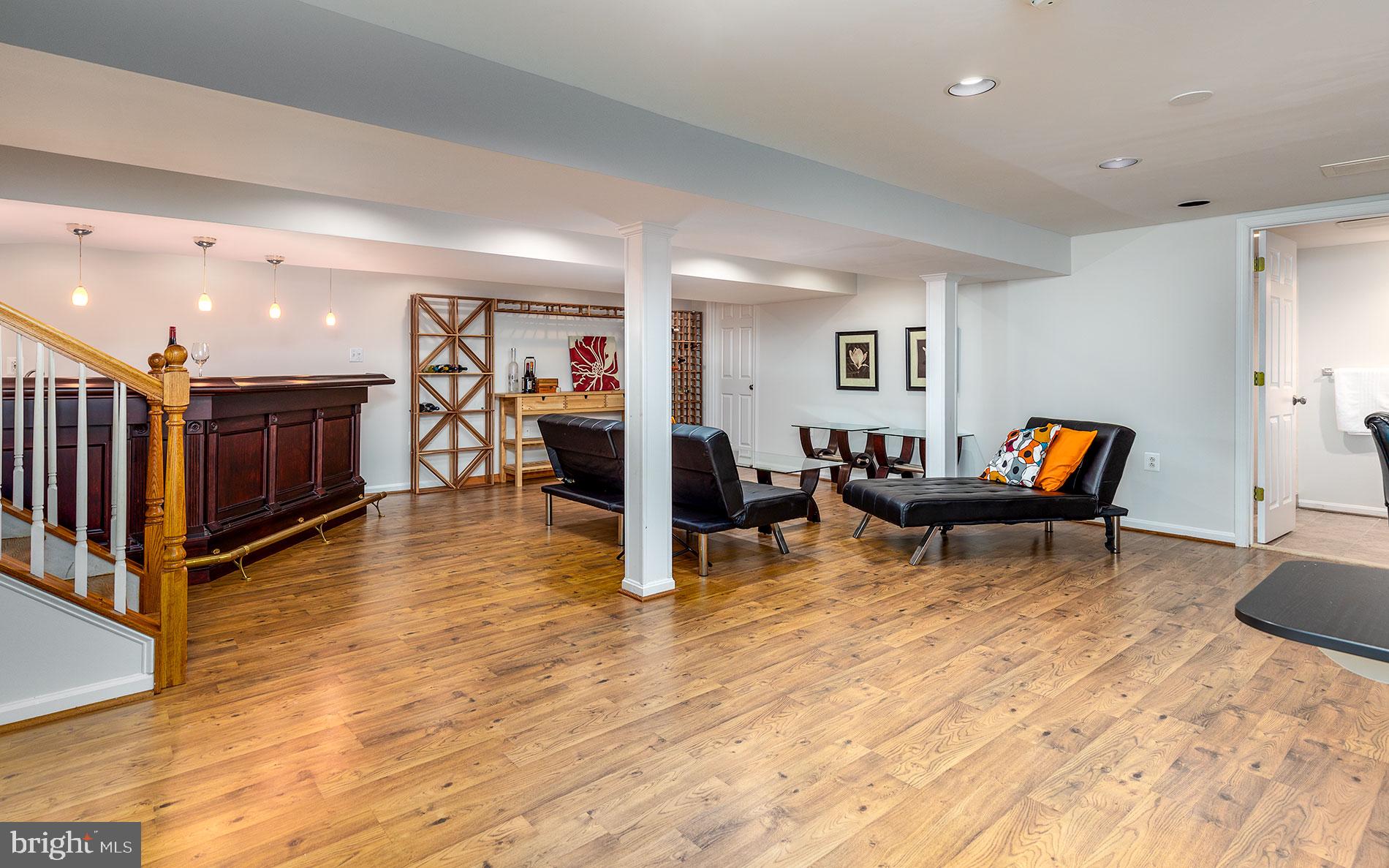 2834 Hill Road Vienna, VA 22181 - Photo 32 of 48 Gallery Image 32