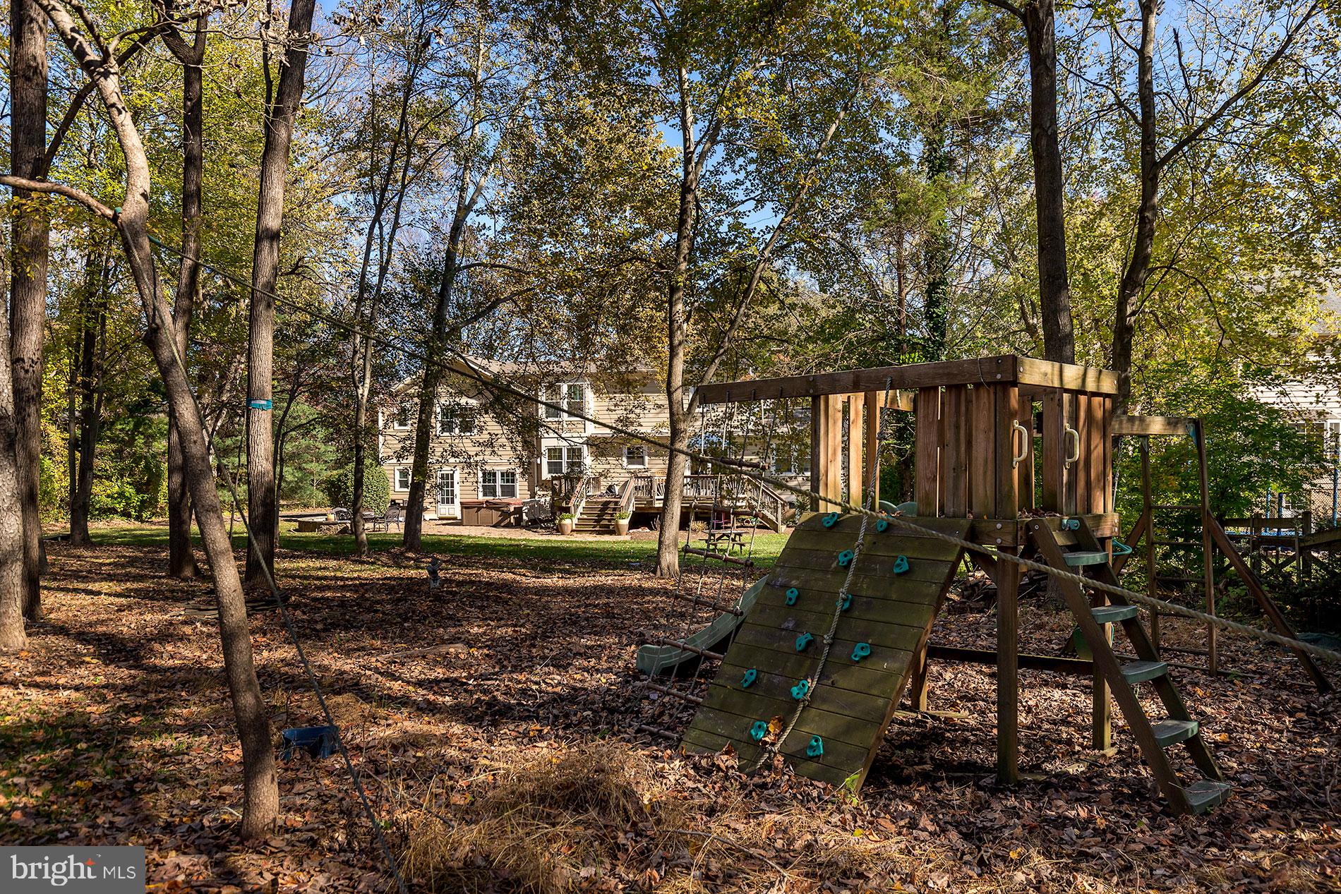 2834 Hill Road Vienna, VA 22181 - Photo 40 of 48 Gallery Image 40