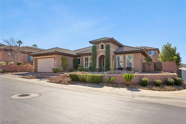 $975,000 | 2341 Martinique Avenue, Henderson, NV 89044