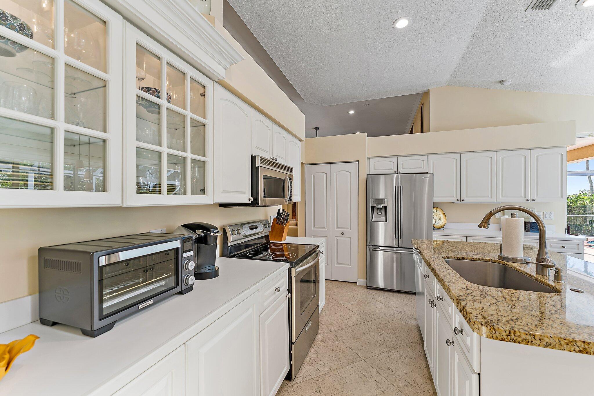 226 Eagleton Estates Boulevard Palm Beach Gardens, FL 33418 - Photo 32 of 63 042-226EagletonEstateBlvd-PalmBeachGarde