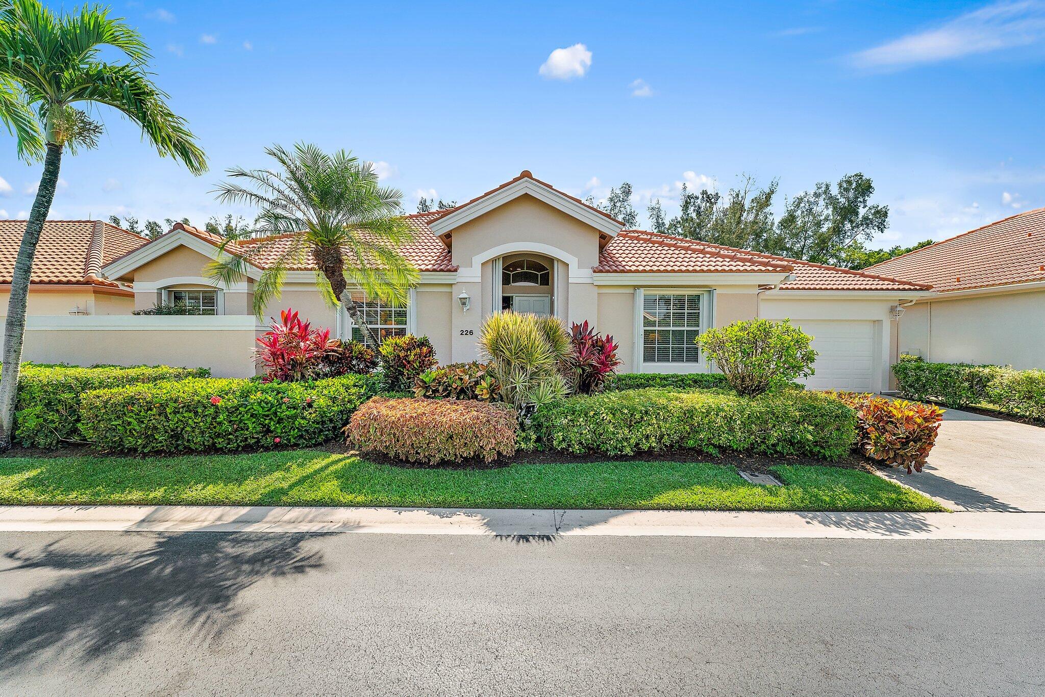 226 Eagleton Estates Boulevard Palm Beach Gardens, FL 33418 - Photo 4 of 63 1