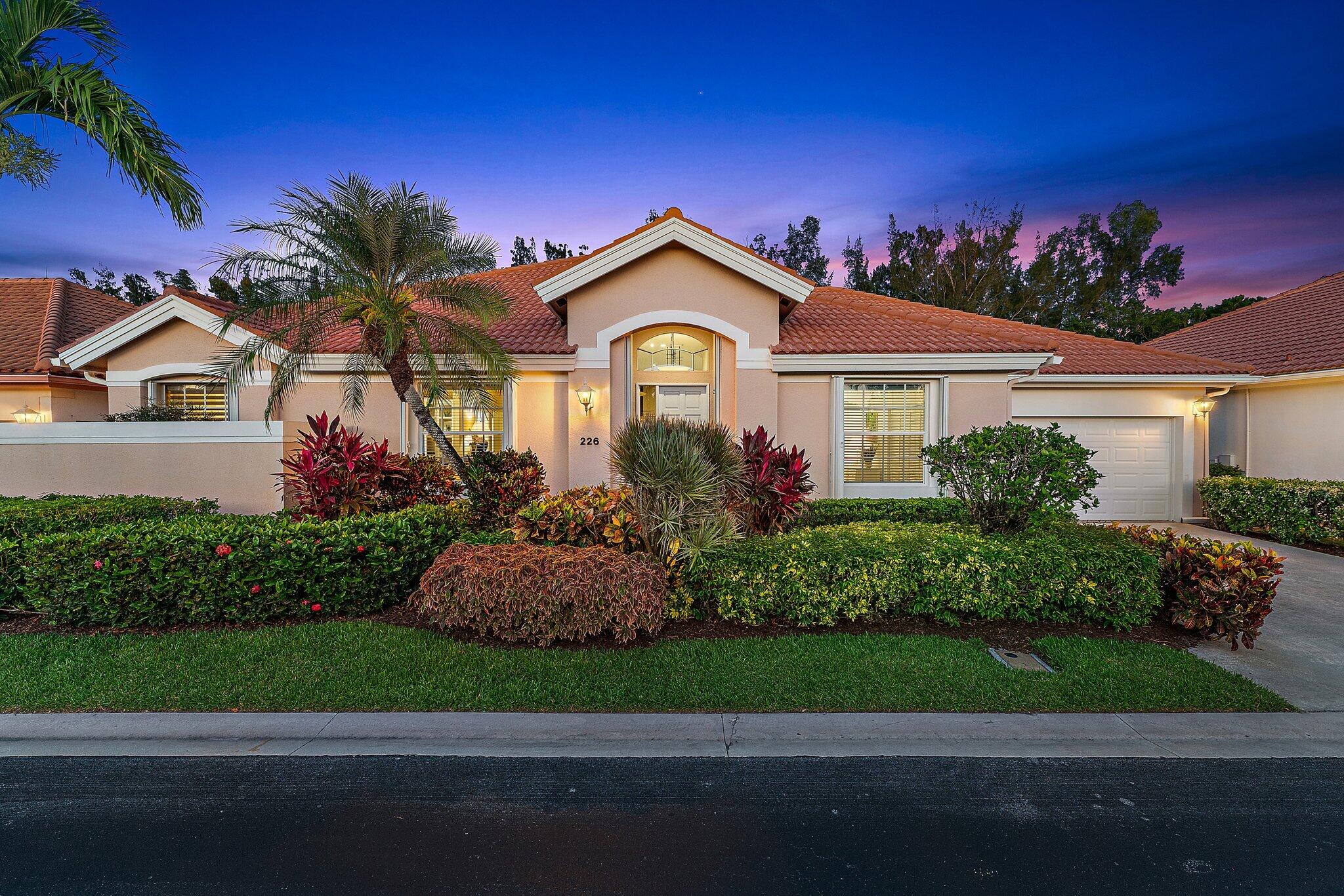 226 Eagleton Estates Boulevard Palm Beach Gardens, FL 33418 - Photo 6 of 63 003-226EagletonEstateBlvd-PalmBeachGarde