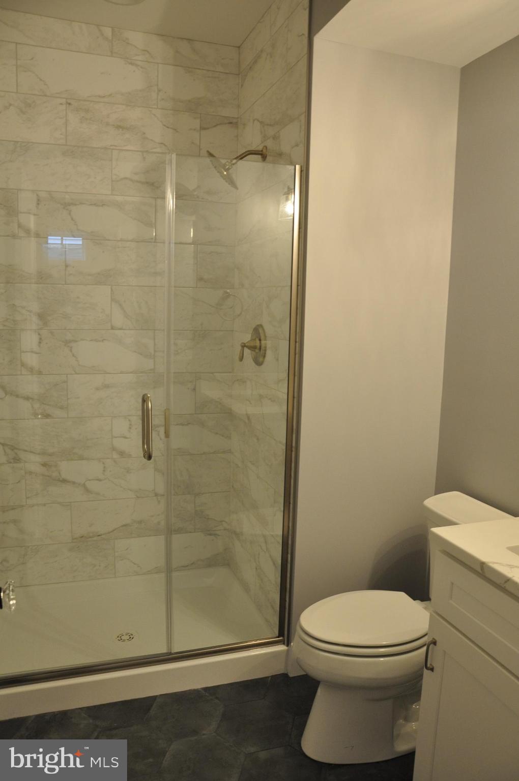 204 Sumner Road Annapolis, MD 21401 - Photo 29 of 31 Lower level bath