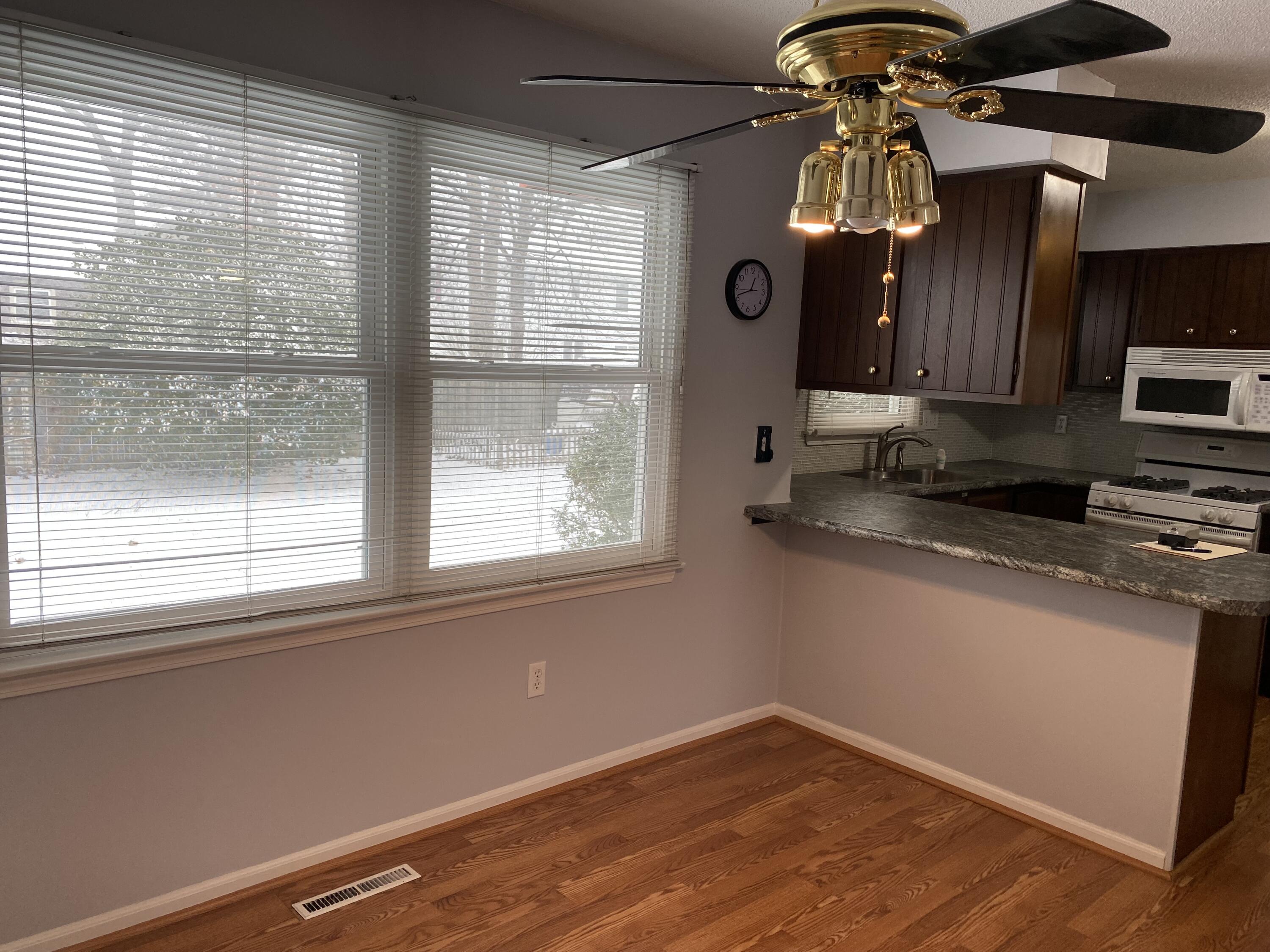 3291 Rockland Road Muskegon, MI 49441 - Photo 6 of 27 IMG-7103