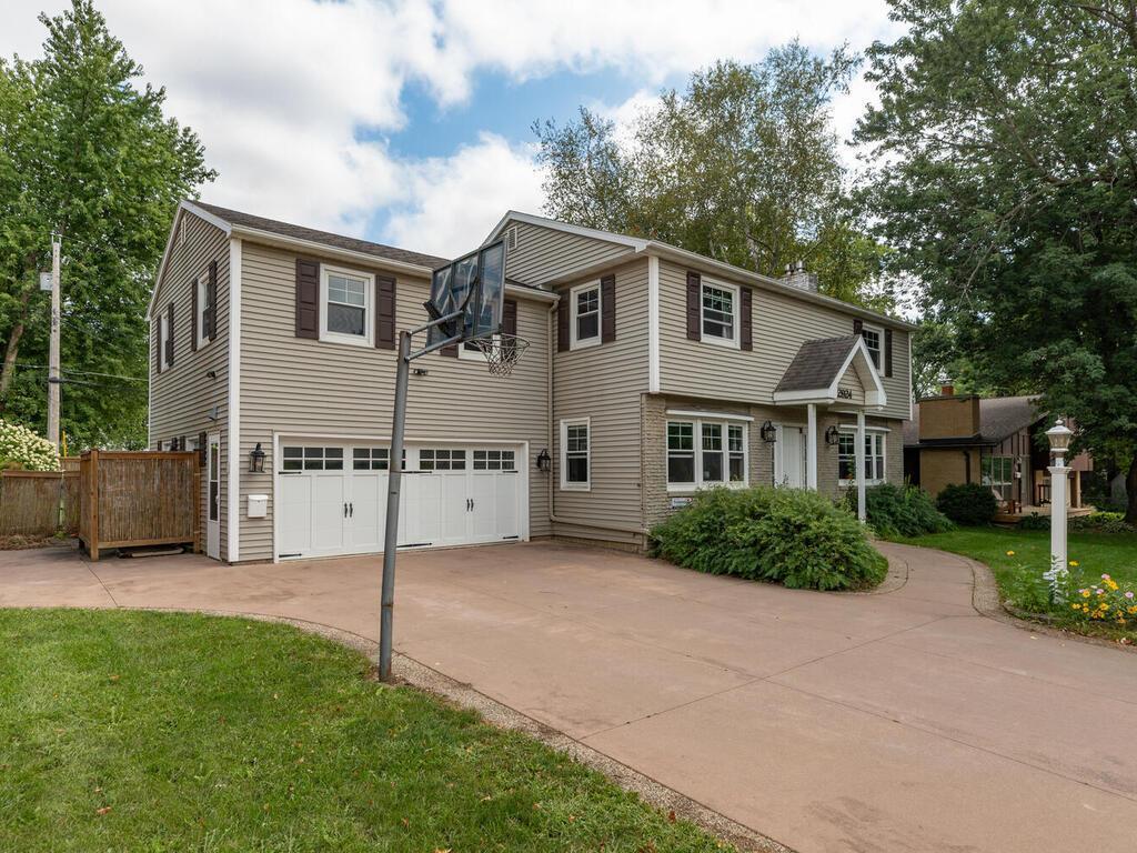 2924 16th Avenue Northwest Rochester, MN 55901 - Photo 1 of 1