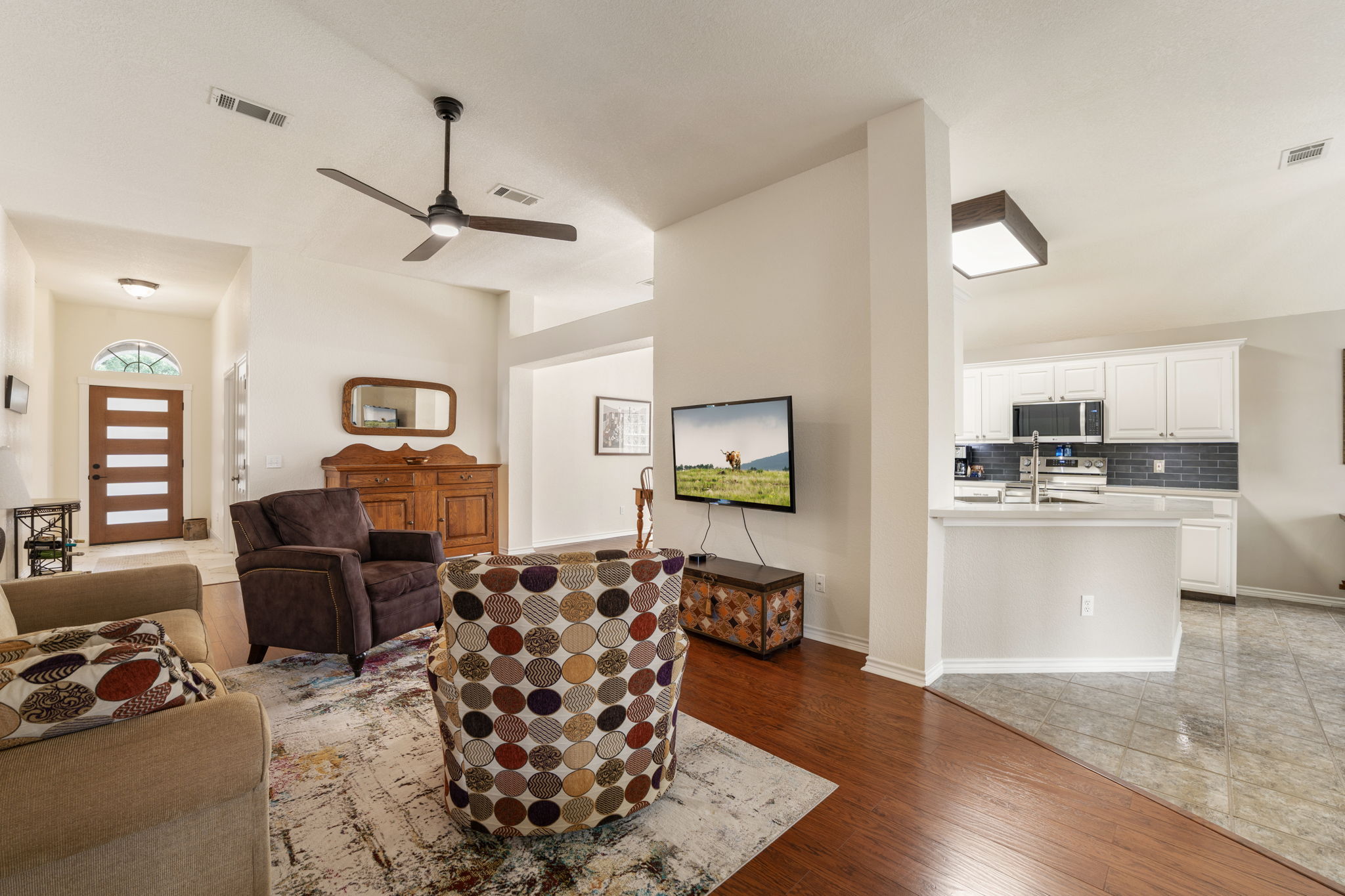124 Village Drive Georgetown, TX 78628 - Photo 3 of 28