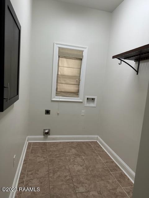 116 Jo Mar Road Lafayette, LA 70508 - Photo 5 of 17 116 Jo Mar Laundry with clothing shoot