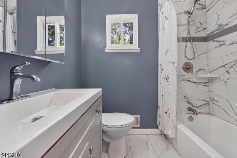 324 Ralph Street Somerset, NJ 08873 - Photo 18 of 29