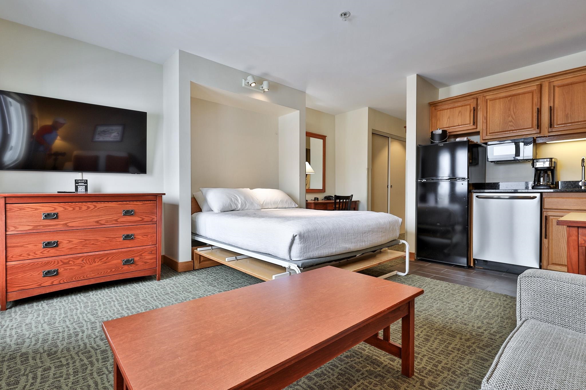 228 East Mountain Road, Unit 255 II Killington, VT 05751 - Photo 9 of 44