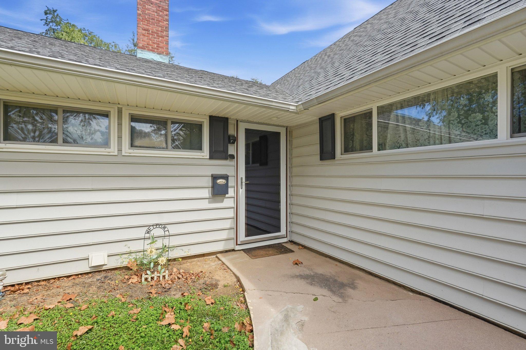 6 Seckelpear Road Levittown, PA 19056 - Photo 10 of 71 Gallery Image 10