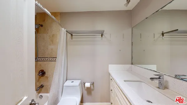 $3,300 | 65 Allen Avenue, Unit 309, Pasadena, CA 91106