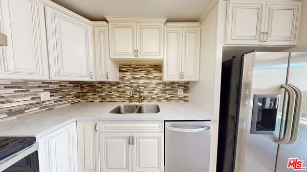 $3,300 | 65 Allen Avenue, Unit 309, Pasadena, CA 91106