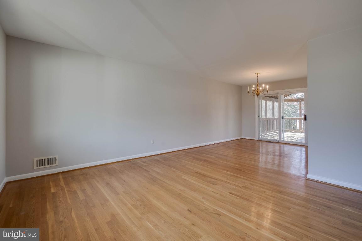 8814 Battery Road Alexandria, VA 22308 - Photo 4 of 40 Gallery Image 4