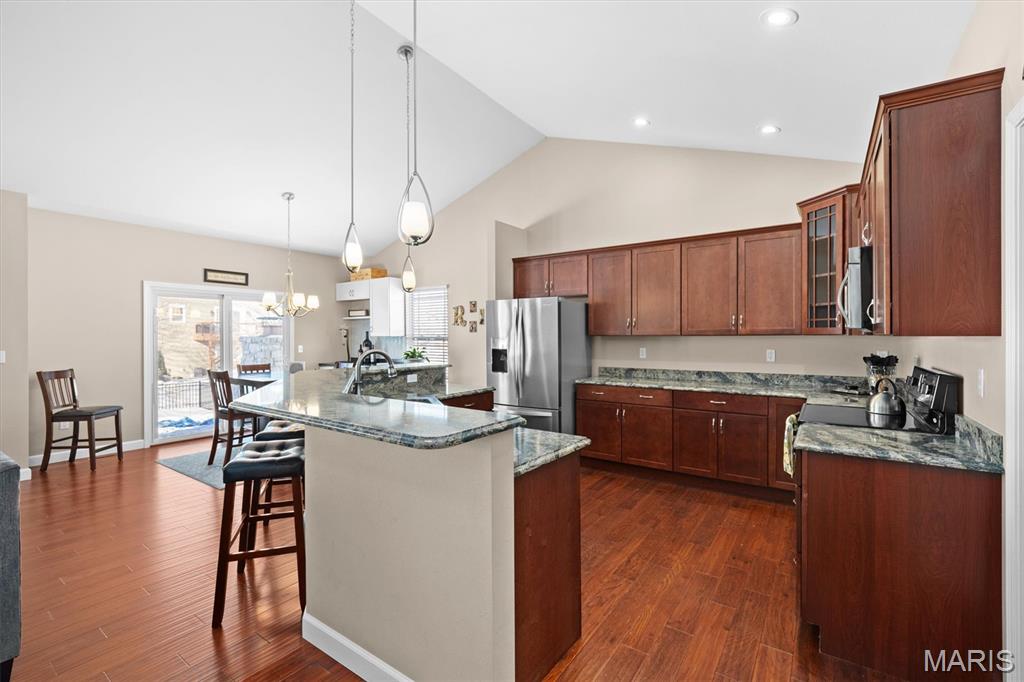 1109 Macintosh Court O'Fallon, IL 62269 - Photo 8 of 49