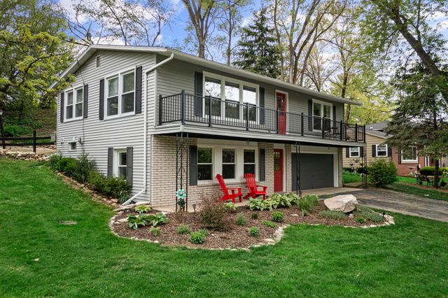 N7371 East Lakeshore Drive, Whitewater, WI 53190