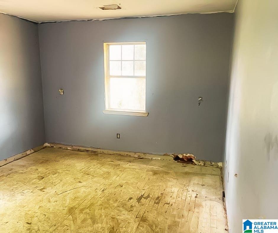 552 68th Place North Birmingham, AL 35206 - Photo 4 of 11
