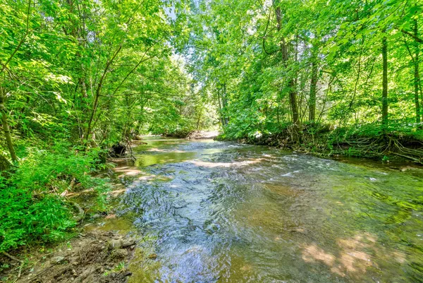 $190,000 | 3712 Budds Creek Road, Palmyra, TN 37142