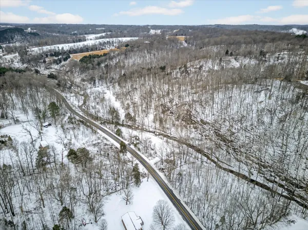 $219,900 | 3712 Budds Creek Road, Palmyra, TN 37142