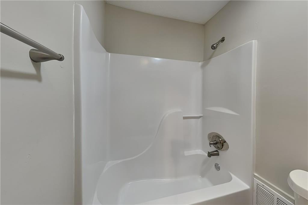 5208 Keystone Court Flowery Branch, GA 30542 - Photo 18 of 23