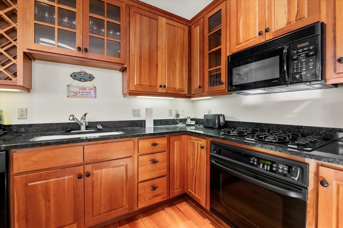 89 A Sunbowl Ridge Road, Unit 89A Stratton, VT 05340 - Photo 4 of 28