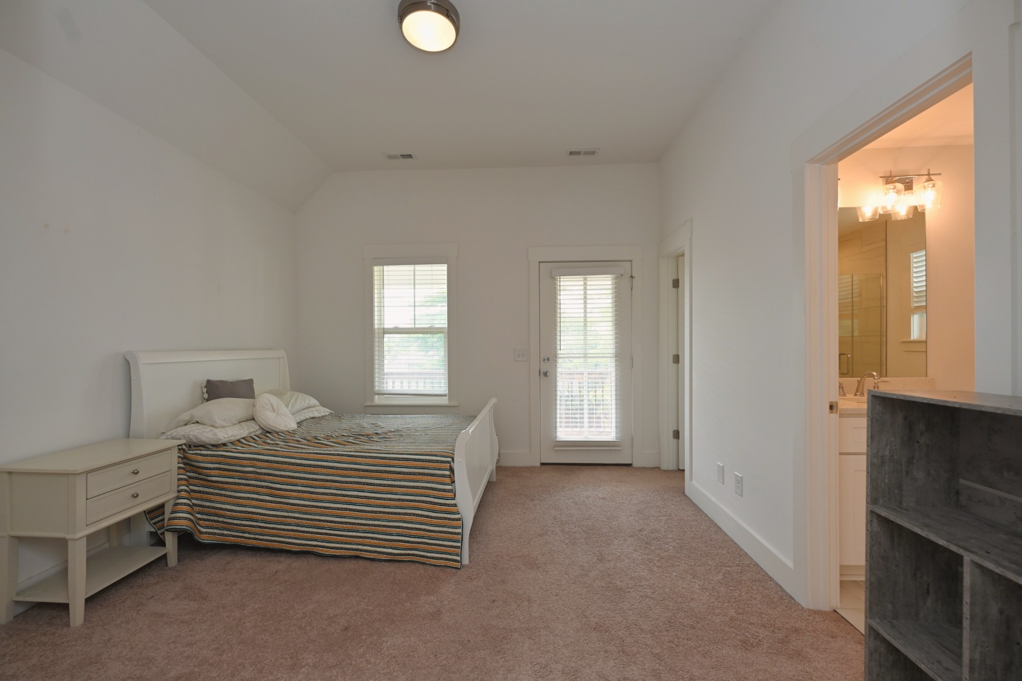 422 Creative Way Madison, TN 37115 - Photo 20 of 31 a bedroom with a bed and a window