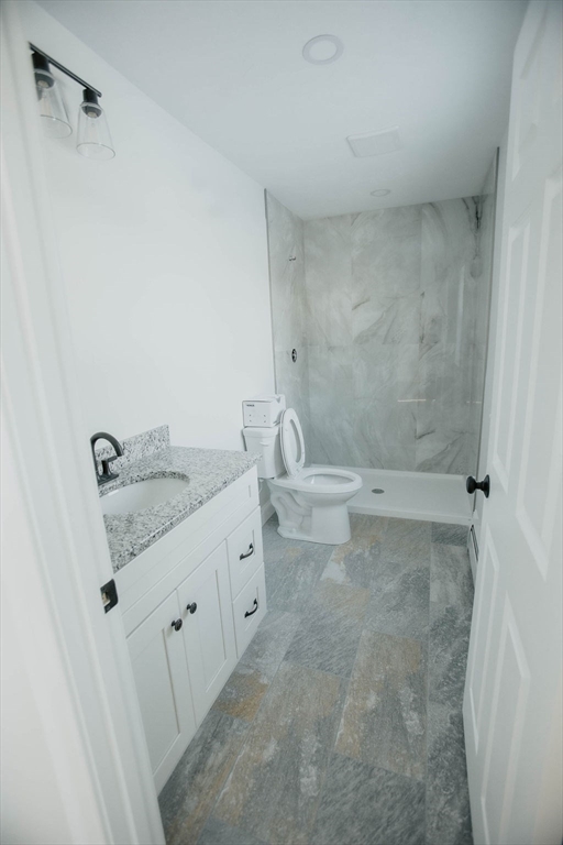 572 Wheelwright Road Barre, MA 01005 - Photo 23 of 34