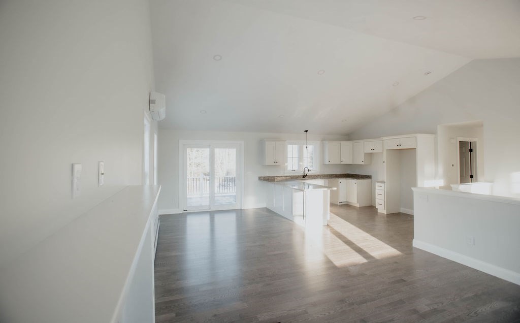 572 Wheelwright Road Barre, MA 01005 - Photo 7 of 34