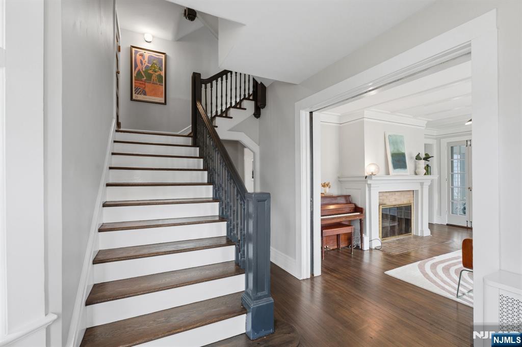 44 Norman Road Montclair, NJ 07043 - Photo 3 of 40