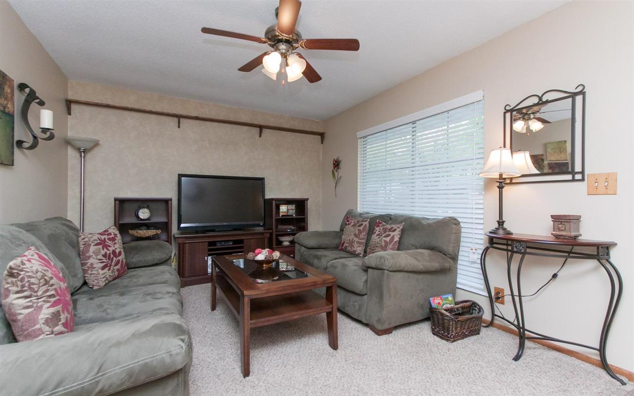 111 Hanover Road Southwest Cedar Rapids, IA 52404 - Photo 3 of 20 Gallery Image 3
