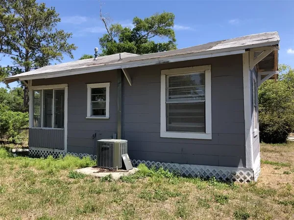 $175,000 | 908 Vine Avenue, Clearwater, FL 33755