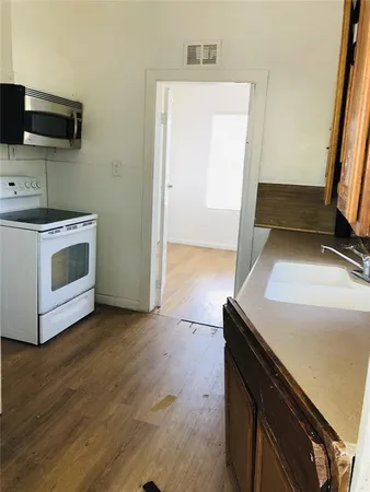 $175,000 | 908 Vine Avenue, Clearwater, FL 33755