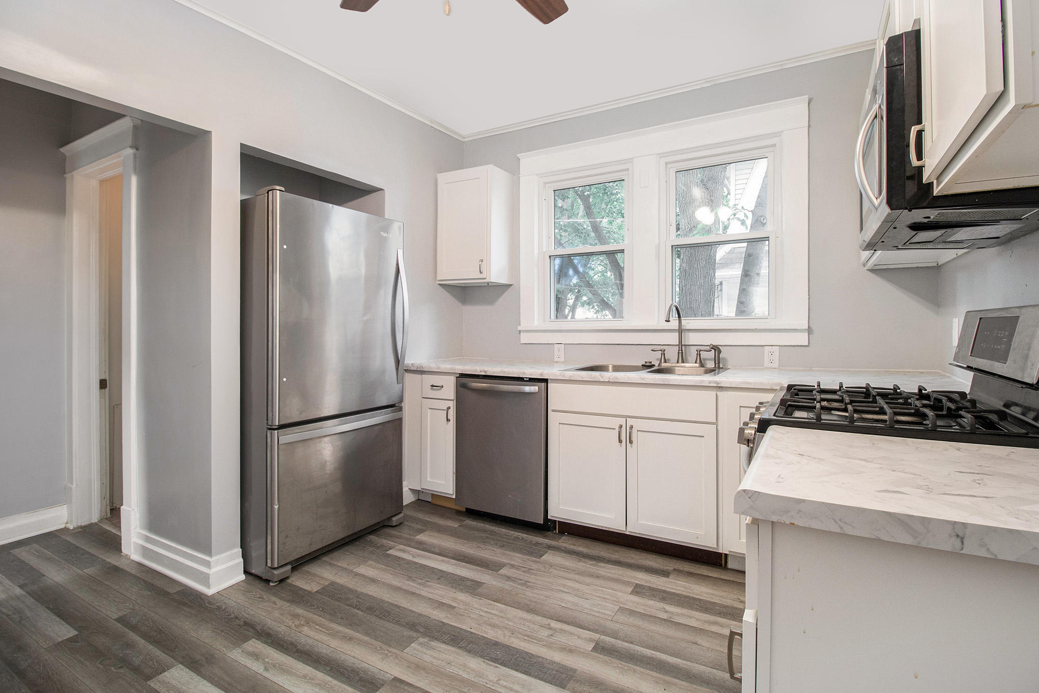 723 Staples Avenue Kalamazoo, MI 49007 - Photo 9 of 18 Kitchen