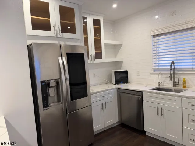 $3,800 | 11 Pine Street, Bloomfield, NJ 07003