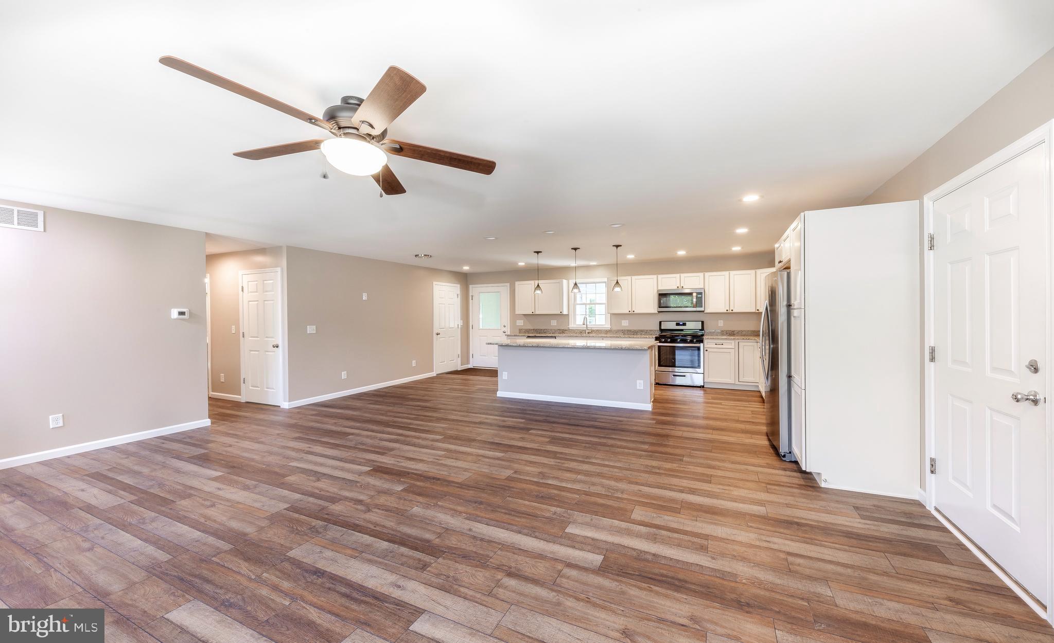 109 Dealtown Road Pittsgrove, NJ 08318 - Photo 5 of 29 Gallery Image 5