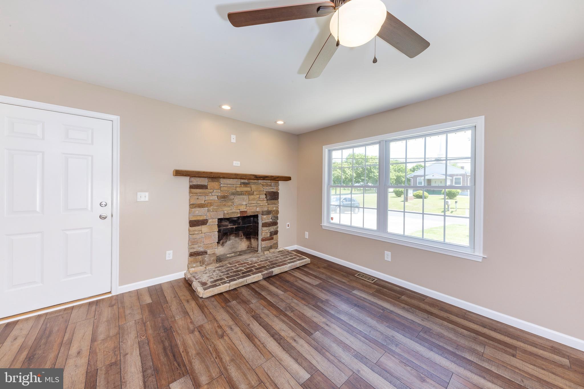 109 Dealtown Road Pittsgrove, NJ 08318 - Photo 10 of 29 Gallery Image 10
