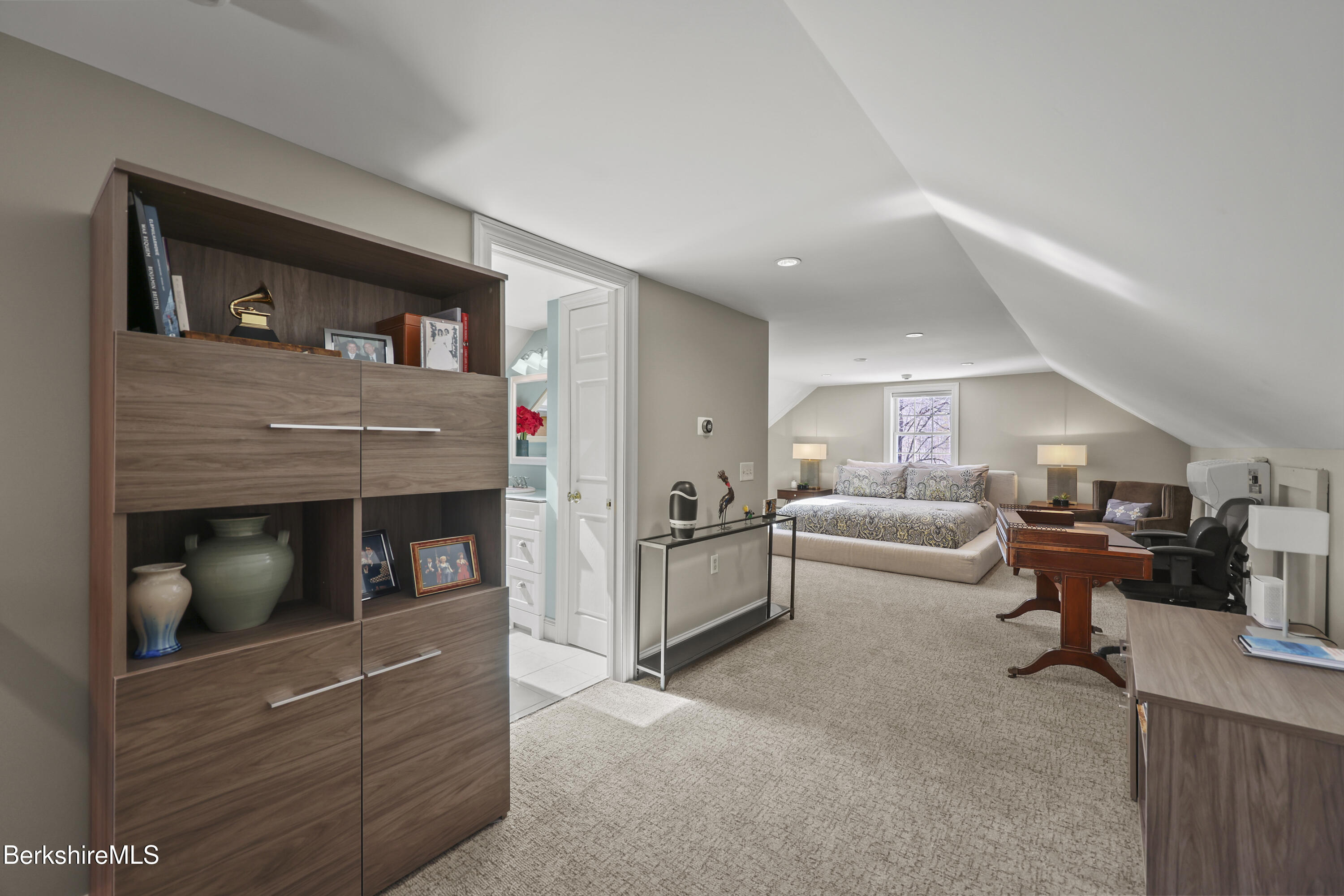 130 East Dugway Road Lenox, MA 01240 - Photo 51 of 89 330 Third Floor