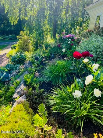 $1,590,000 | 130 East Dugway Road, Lenox, MA 01240