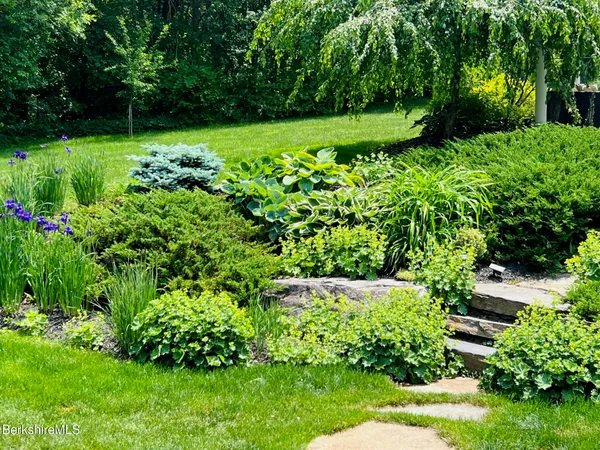 $1,590,000 | 130 East Dugway Road, Lenox, MA 01240