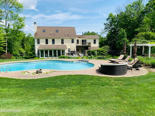$1,590,000 | 130 East Dugway Road, Lenox, MA 01240