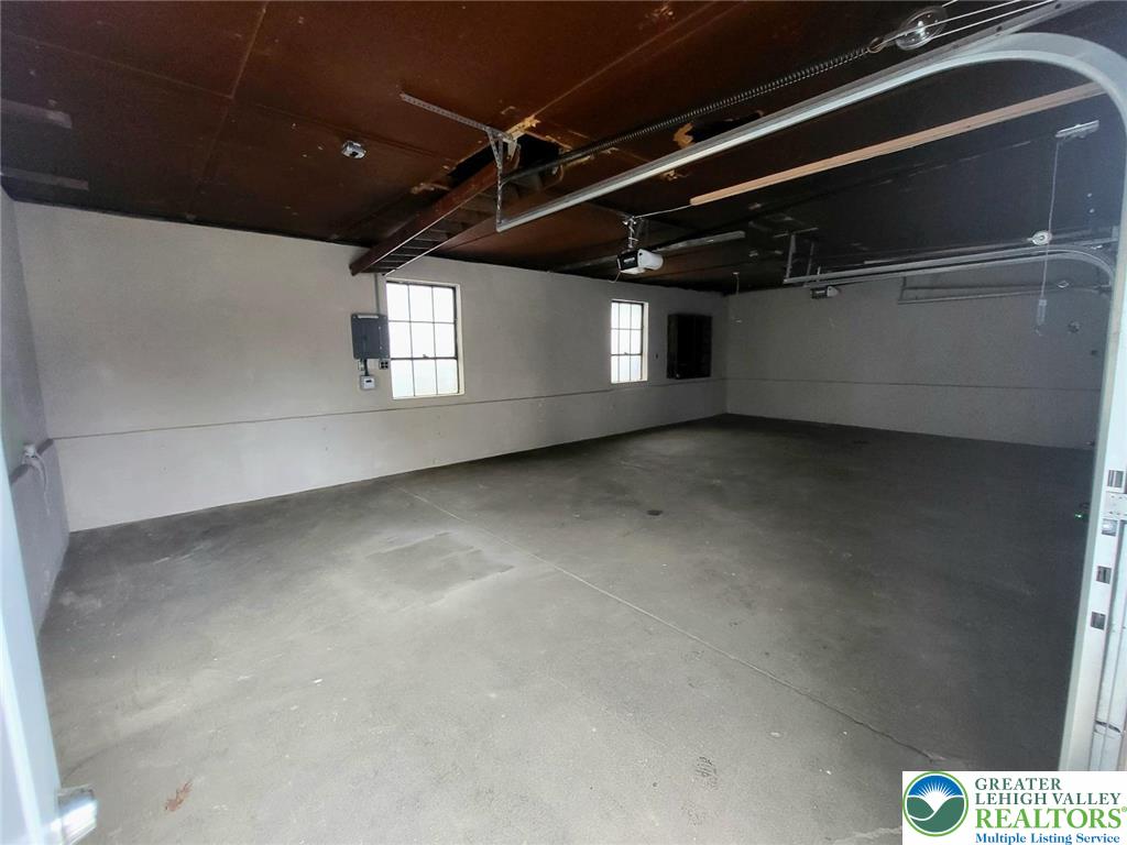 534 Kurtz Street, Unit GARAGE Catasauqua, PA 18032 - Photo 4 of 4 a view of an empty room