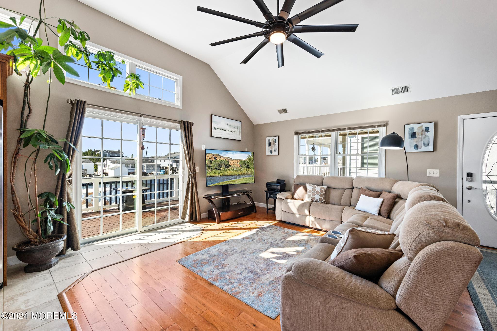 219 Heron Road Tuckerton, NJ 08087 - Photo 8 of 56 219Heron-6