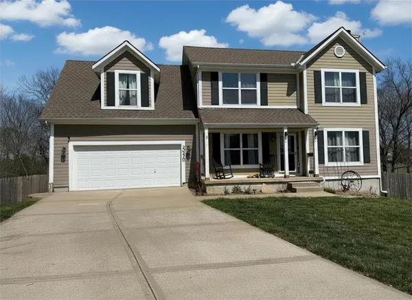 $350,000 | 20220 Sycamore Drive, Spring Hill, KS 66083